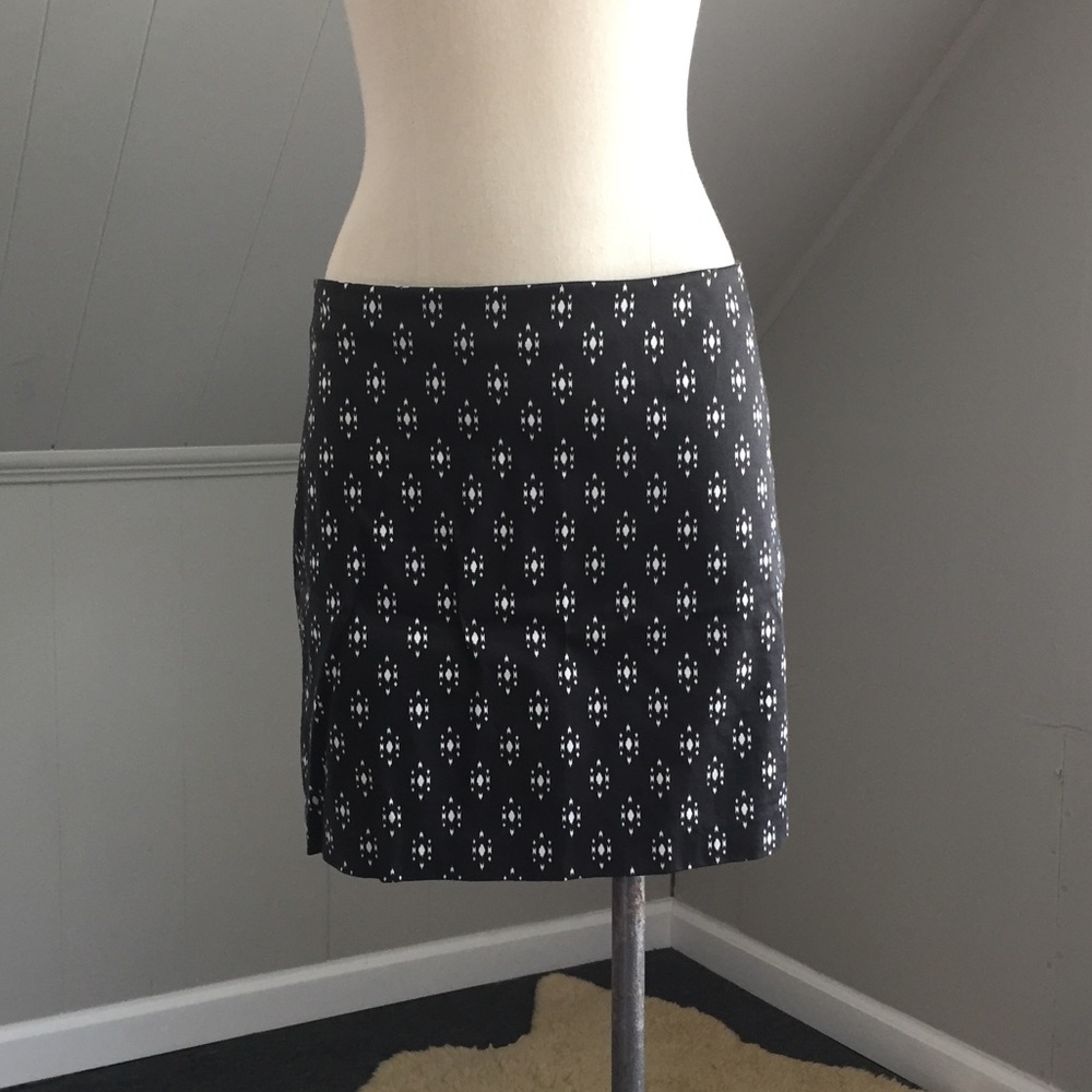 Black and White Tribal Print Pencil Skirt