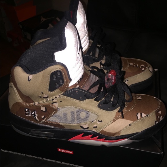 Supreme camo 5s - Picture 1 of 3