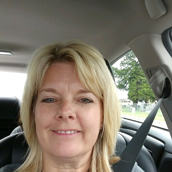 Meet your Posher, Rhonda - Picture 1 of 1