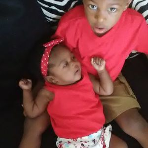 Meet your Posher, Idais