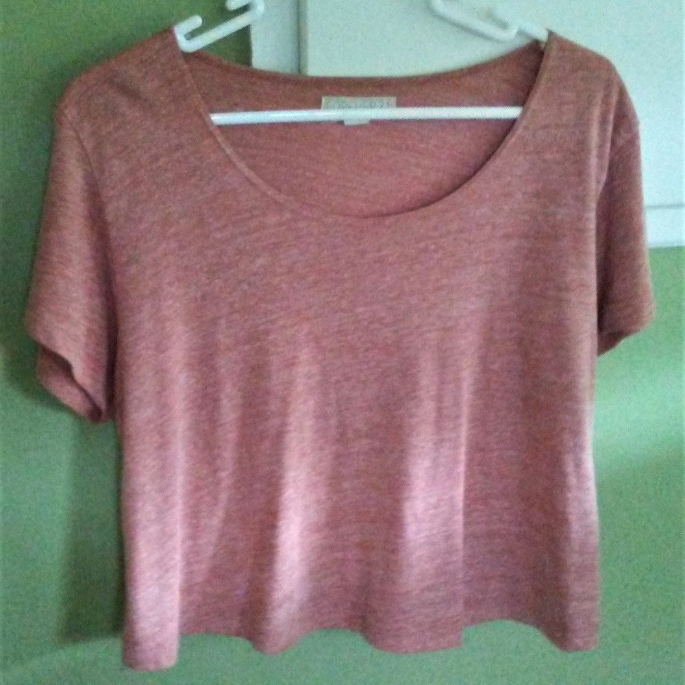 Cute pink top