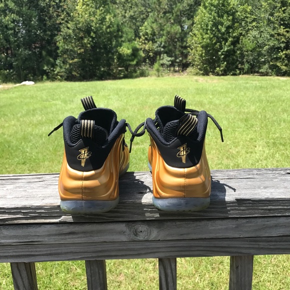 Foamposite one Metallic Gold - Picture 2 of 3