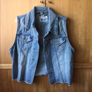Levi's denim vest