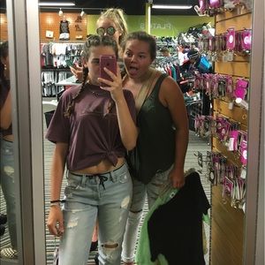 Meet your Posher, Chrissy