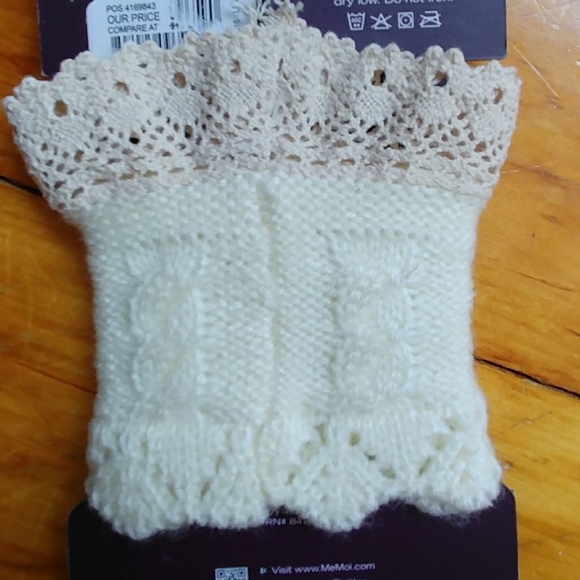 White crochet boot cuffs - Picture 4 of 5