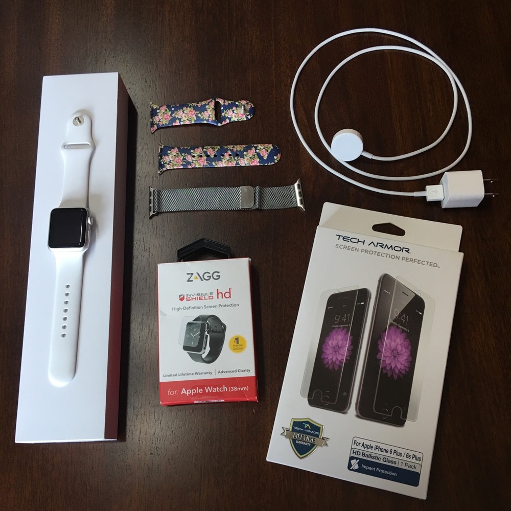 Apple Watch 38mm Series 1 Bundle