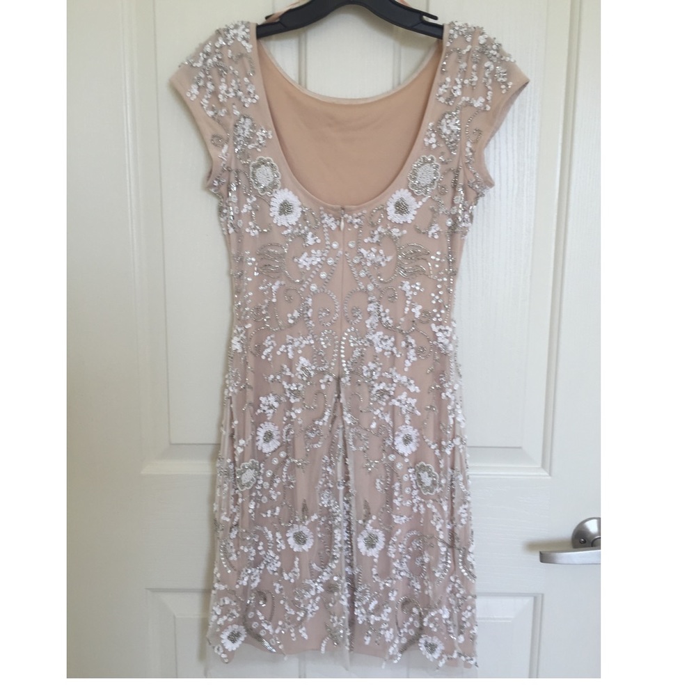 Dress - Picture 2 of 3