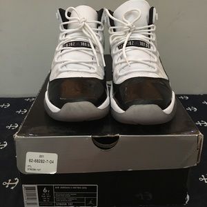 Air Jordan 11 Retro (GS) "Concords"