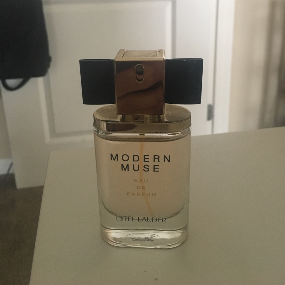 Estée Lauder Modern Muse Perfume