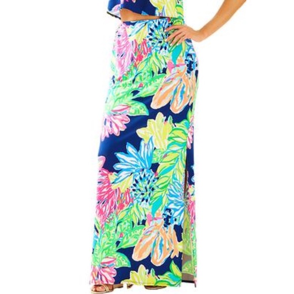 Lilly Pulitzer Mansi Set Two-Piece Maxi/Crop Top - Picture 3 of 7