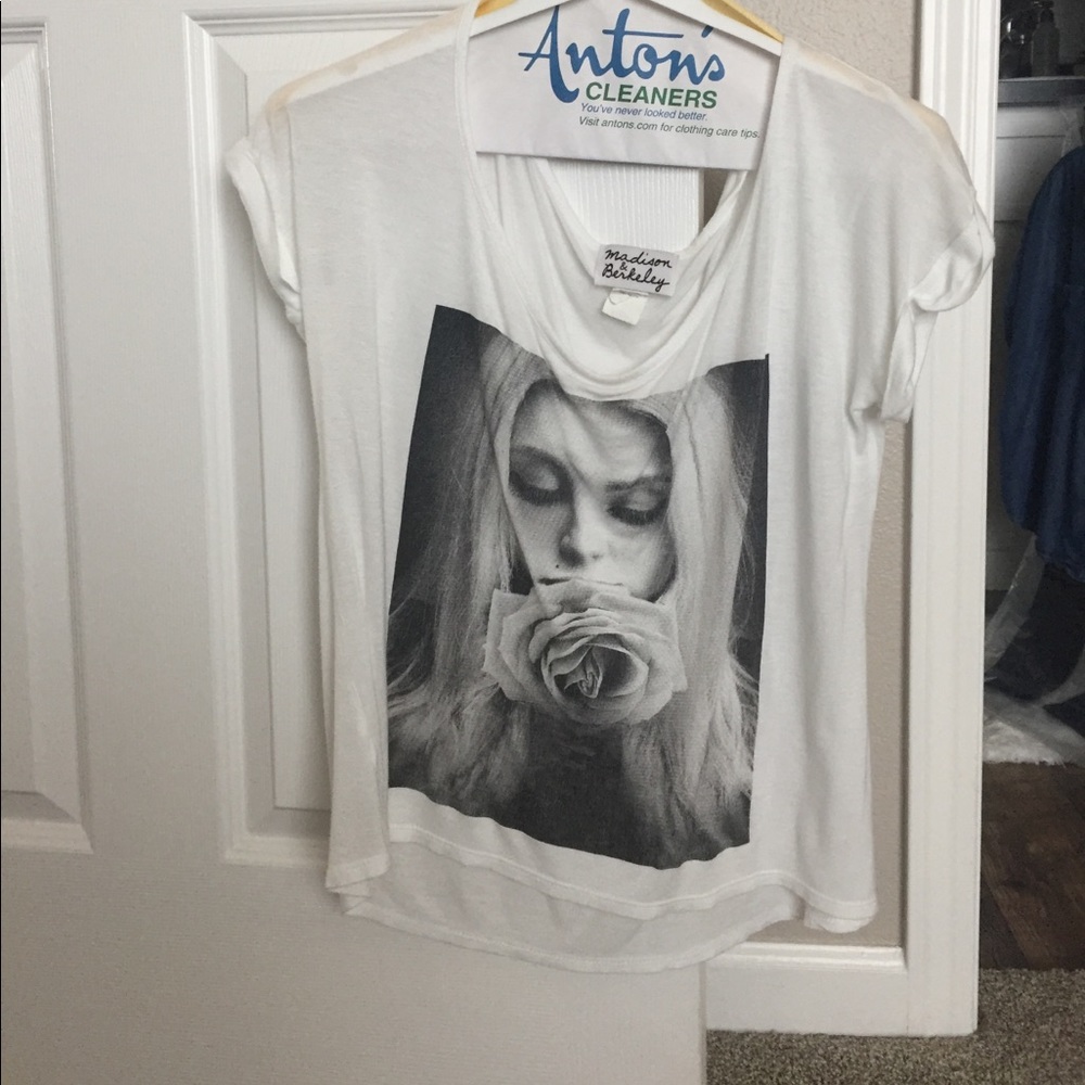 White graphic tee