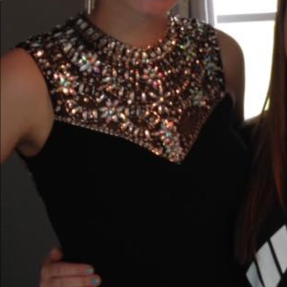 Prom dress - Picture 2 of 3