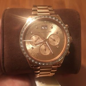 New Michael Kors watch it's new!!!