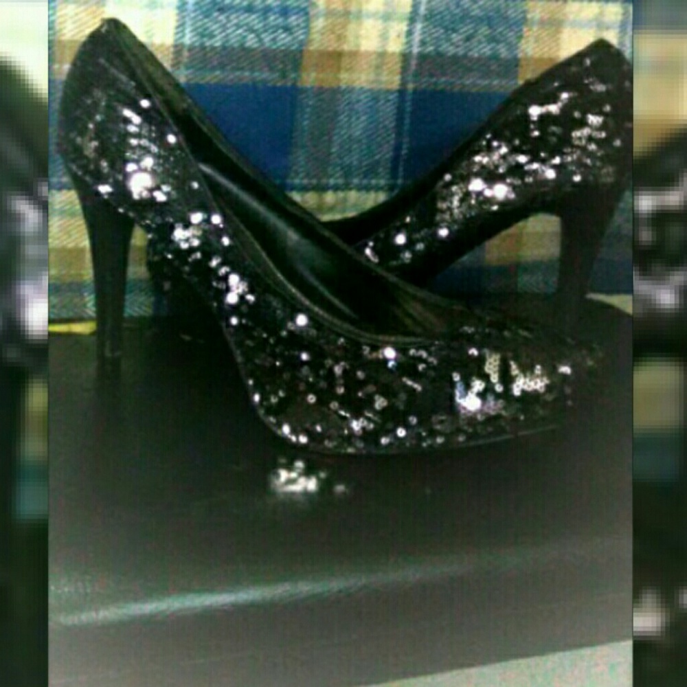 Elegant brand new heels