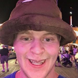 Meet your Posher, Luke