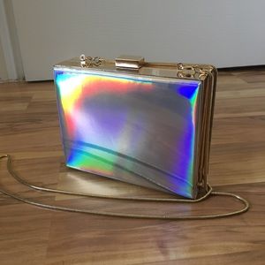 Holographic Clutch