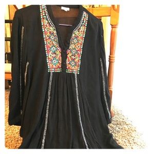 Kyla Sea tunic/ beach coverup. ☀️