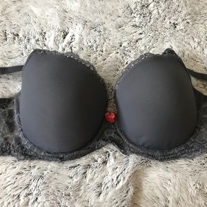 Victoria Secret demi bra lightly lined