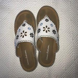 Girl's flip flops