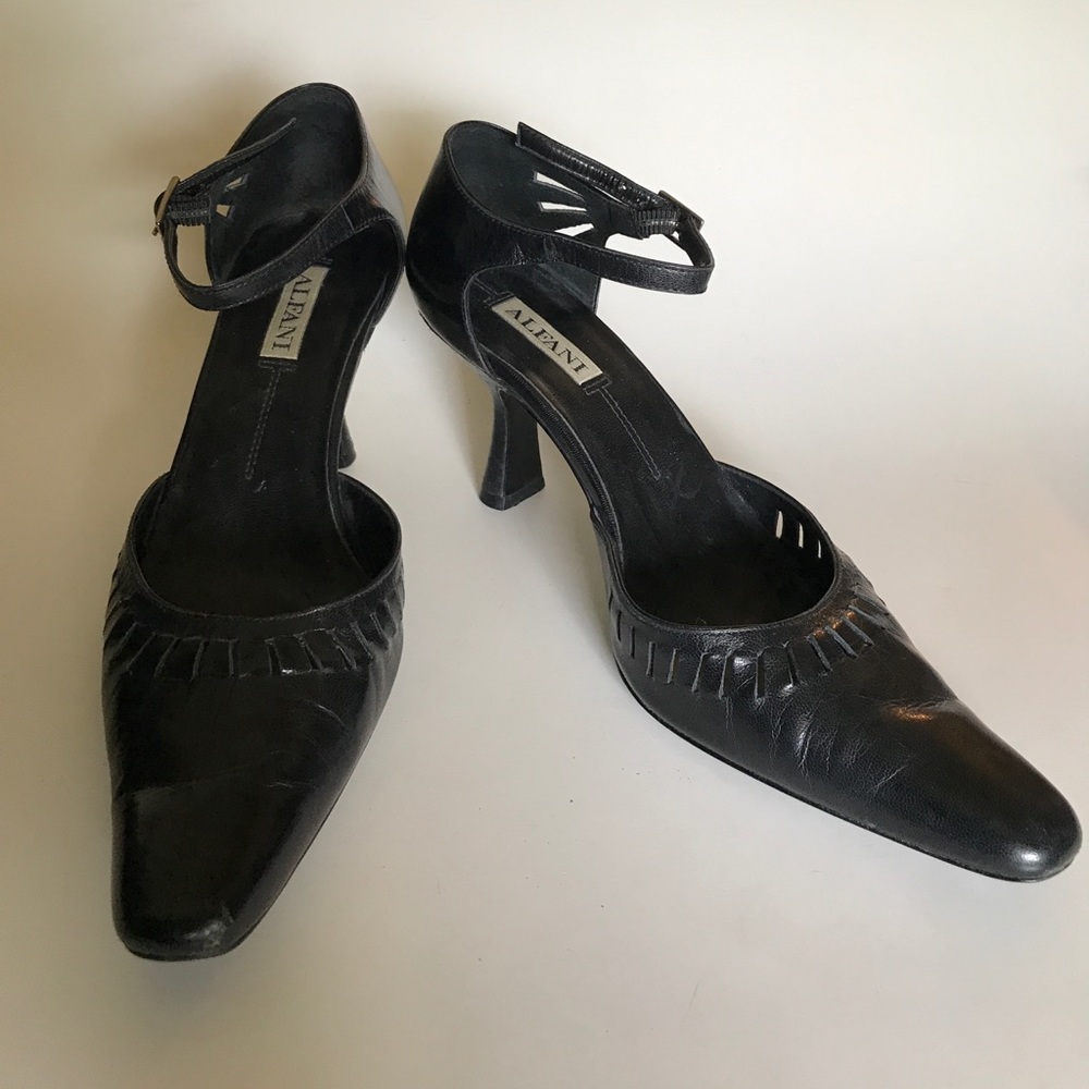 Alfani Black Leather point toe heels
