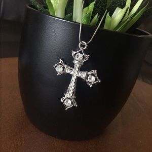 ❄️ BOGO ❄️ cross necklace ❄️