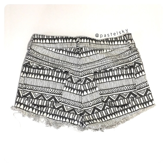 BULLHEAD high rise shorts - Picture 2 of 4