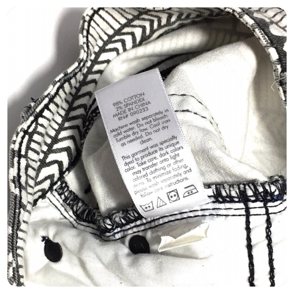 BULLHEAD high rise shorts - Picture 4 of 4