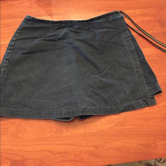 Women's size 10 jean skort - Picture 1 of 3