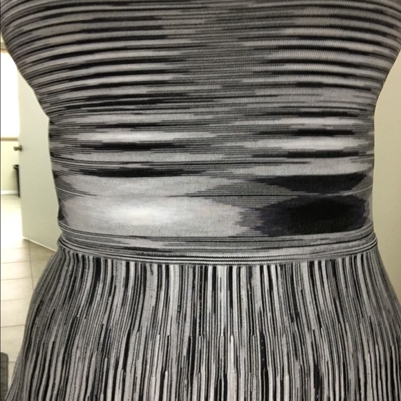 Karen Millen size 2 dress! NWOT - Picture 6 of 8