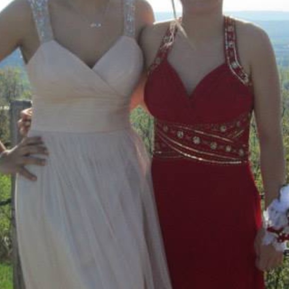 Prom dress - Picture 2 of 3