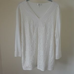 LACE AND POM POMS! Nice Three Quarter Sleeve Top