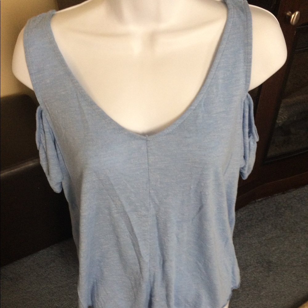 Cold shoulder blue tee