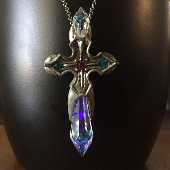 crystal cross necklace - Picture 2 of 2