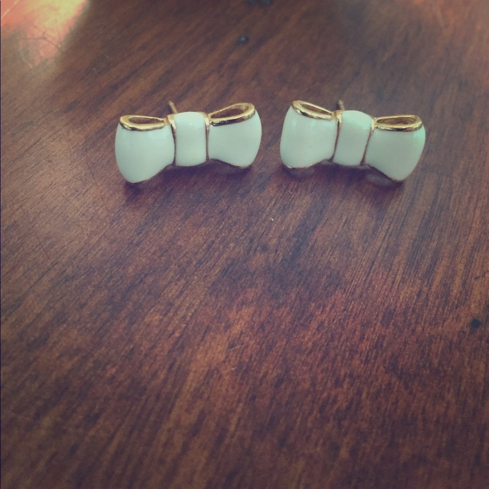 Kate Spade white & gold bow earrings