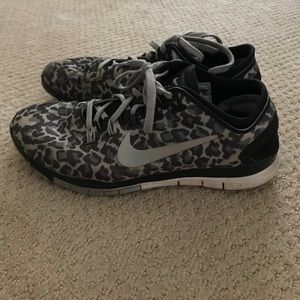 Nike leopard sneakers