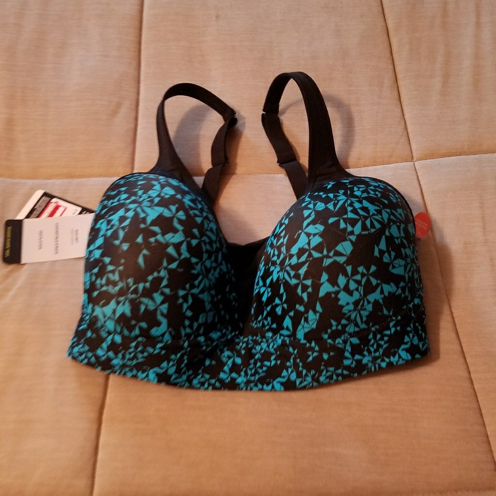 NWT sports bra