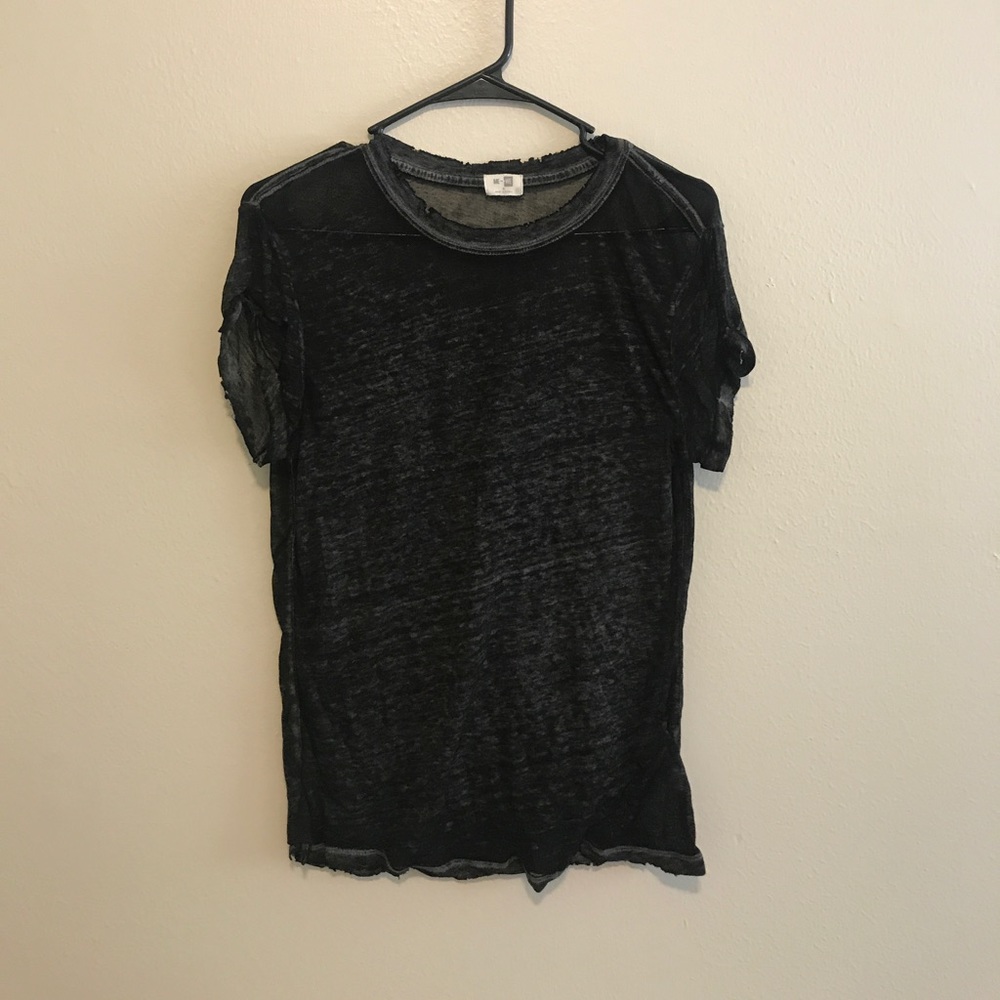Tee