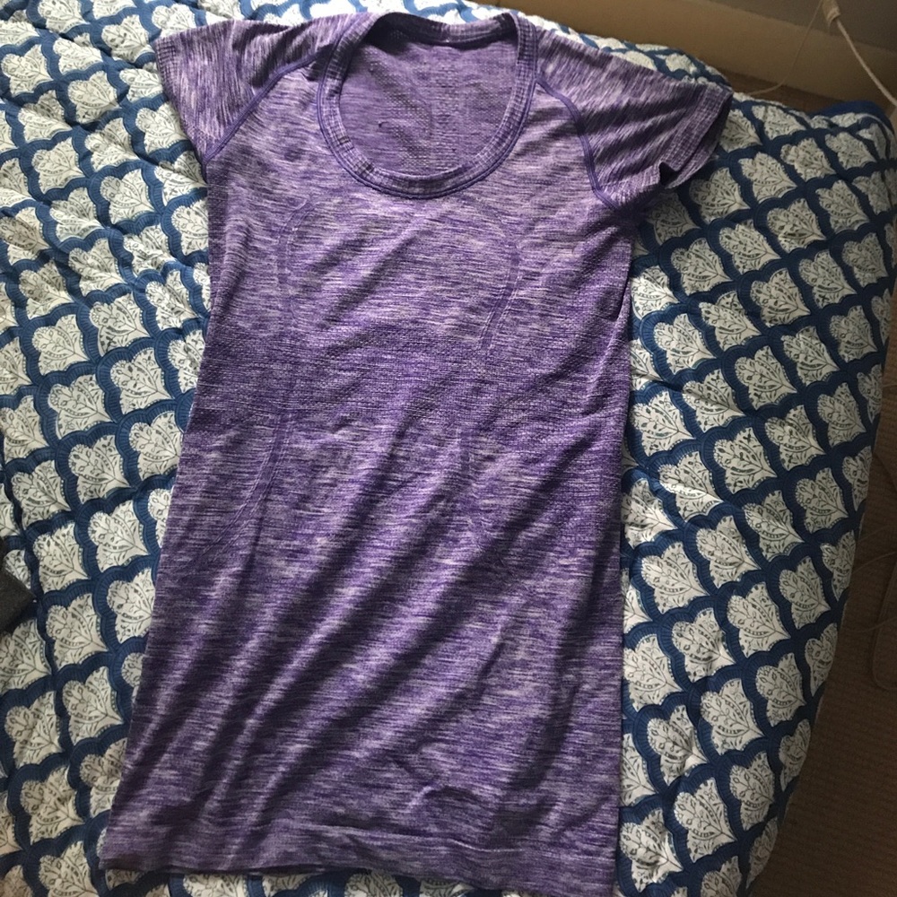 Lululemon Swiftly Tech Shirt Size 4