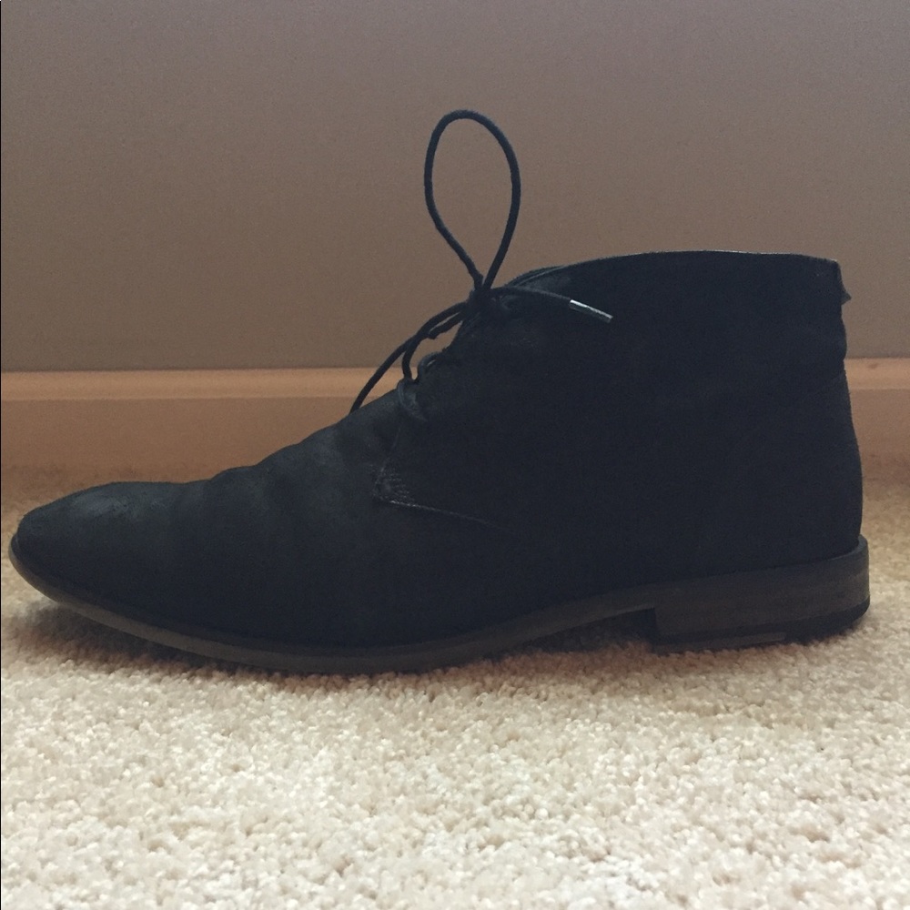 Aldo suede fleece lined chukka