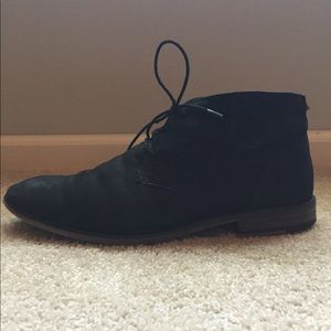 Aldo suede fleece lined chukka