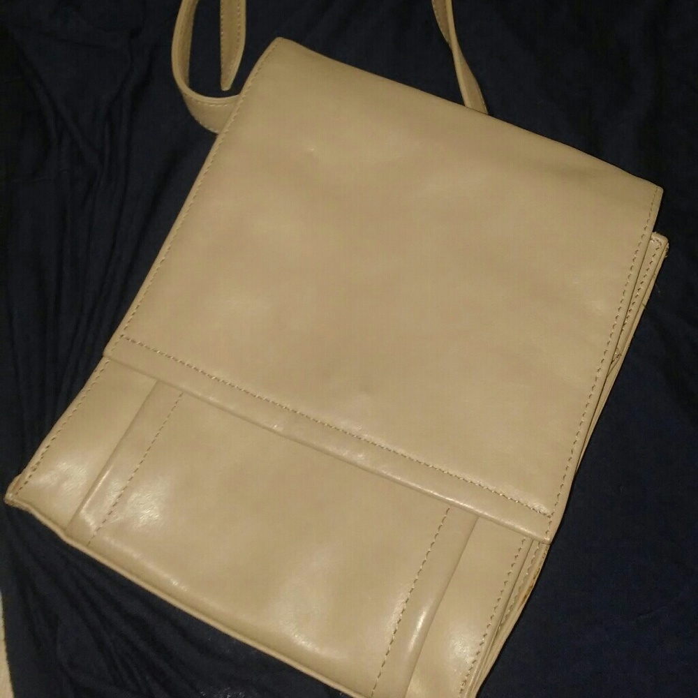 Hand bag