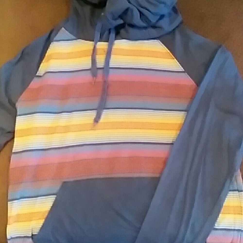 Buckle tshirt hoodie