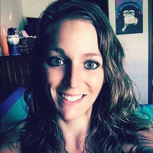 Meet your Posher, Kara