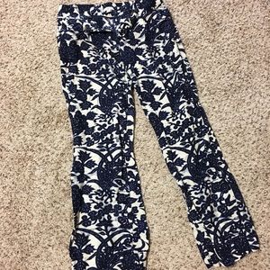 Ann Taylor Loft, size 8. Navy and cream. Floral.