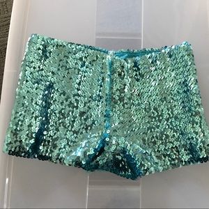 Blue sequin booty shorts ✨✨✨