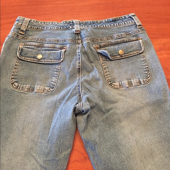 Women's size 9/10 jean capris - Picture 3 of 4