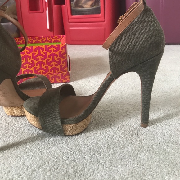 Tory Burch Pumps