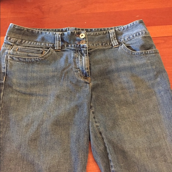 Women's size 8 jean capris - Picture 2 of 4