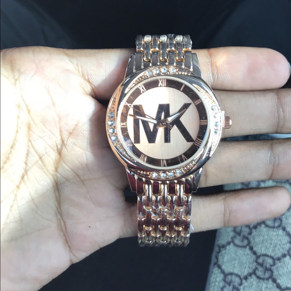 Mk watch