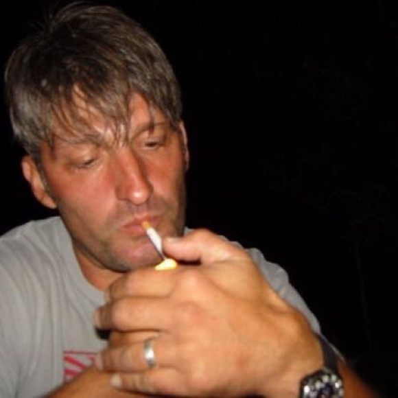 Meet your Posher, Adrian - Picture 1 of 1